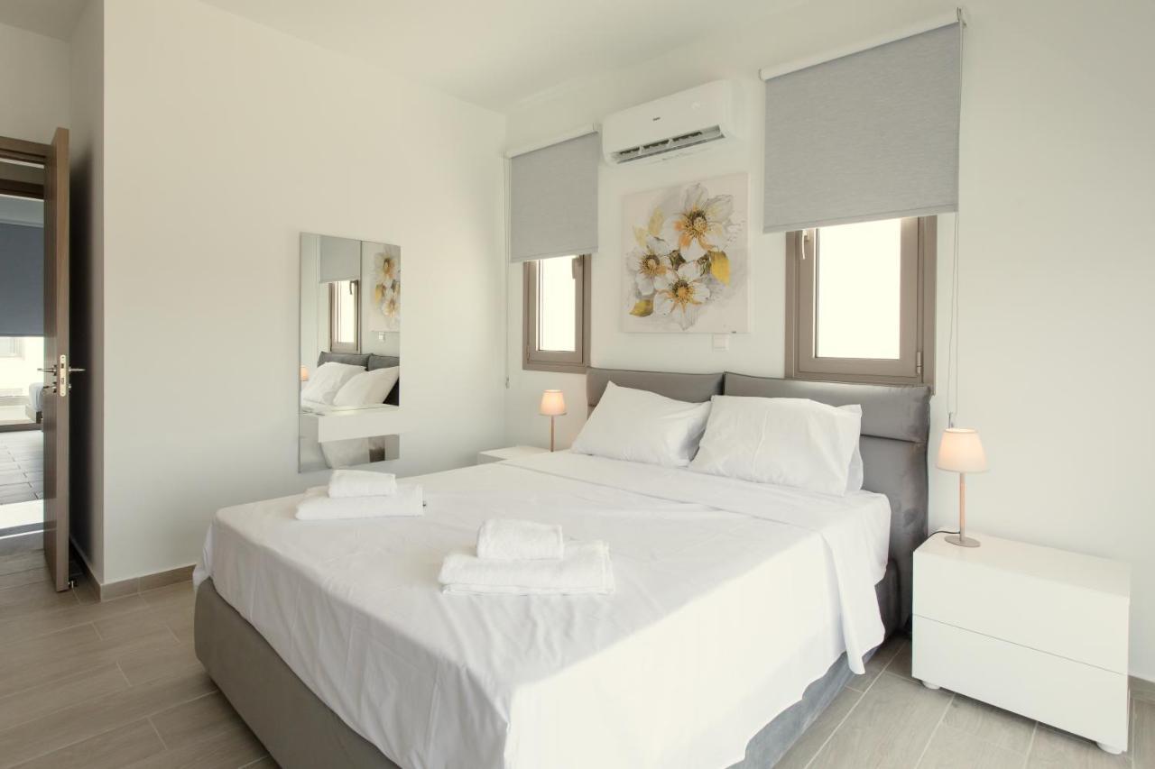 Palm Tree Villas Livadhia Luaran gambar